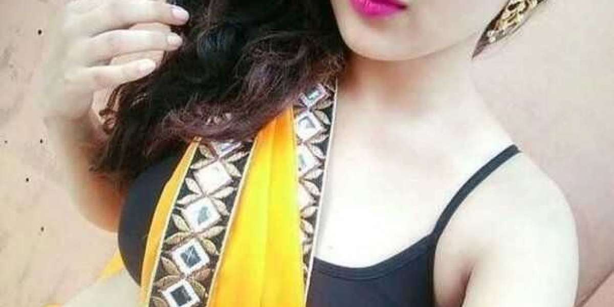 Attractive Personality Of Udaipur Female Escort