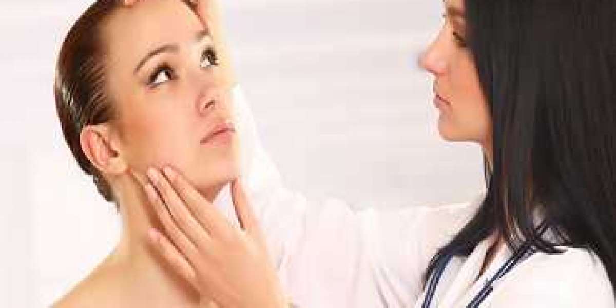 One of the best Dermatologists in Lucknow for your sensitive skin