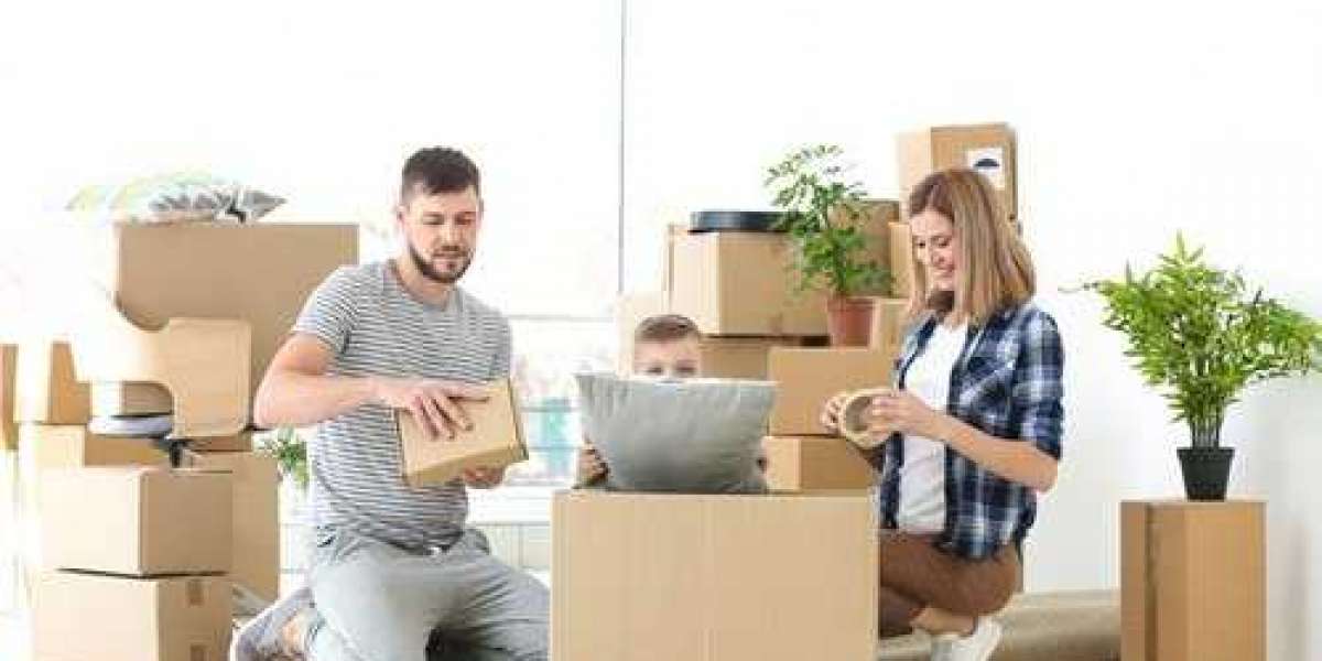 Following these tips for moving with clothes
