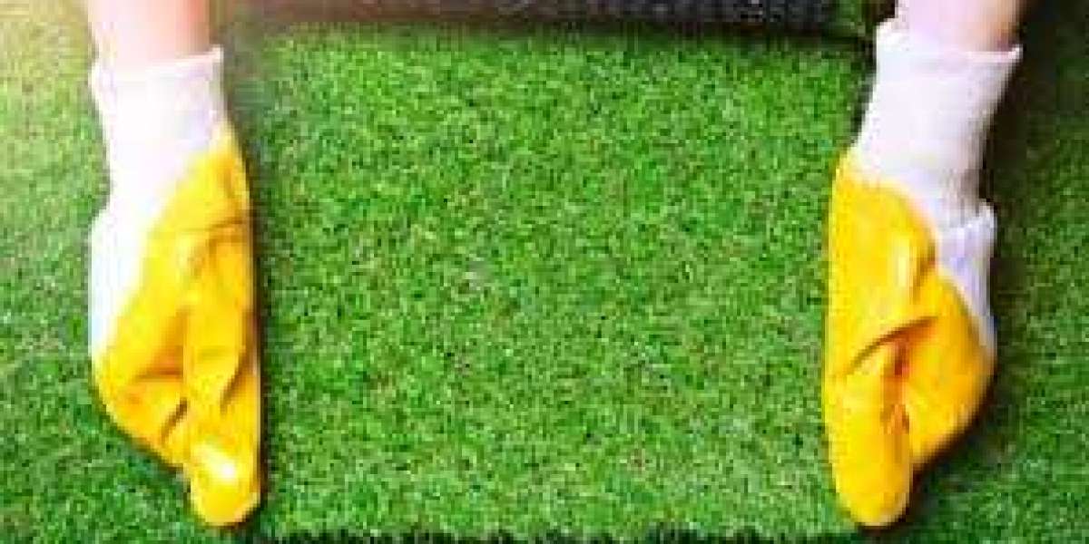 Benefits Of Installing Fake Grass in Your Garden