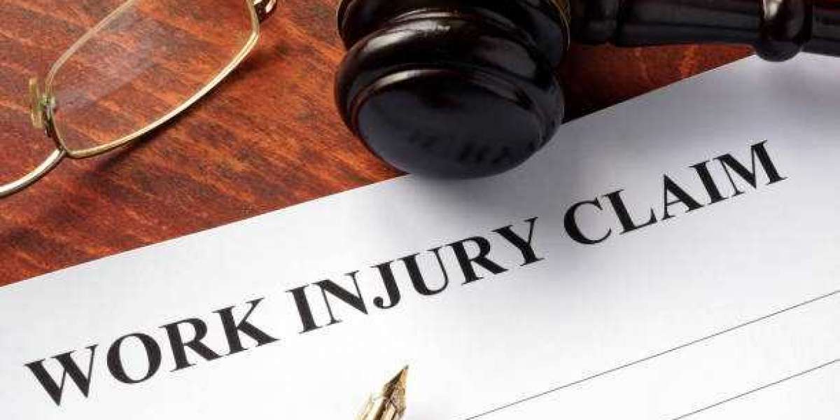What is a personal injury lawyer?