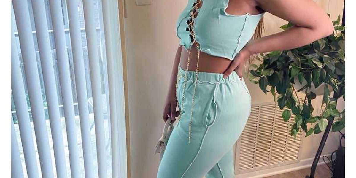 The Trending Cash App Clothing And Women’s Denim Skirt To Set A Trend