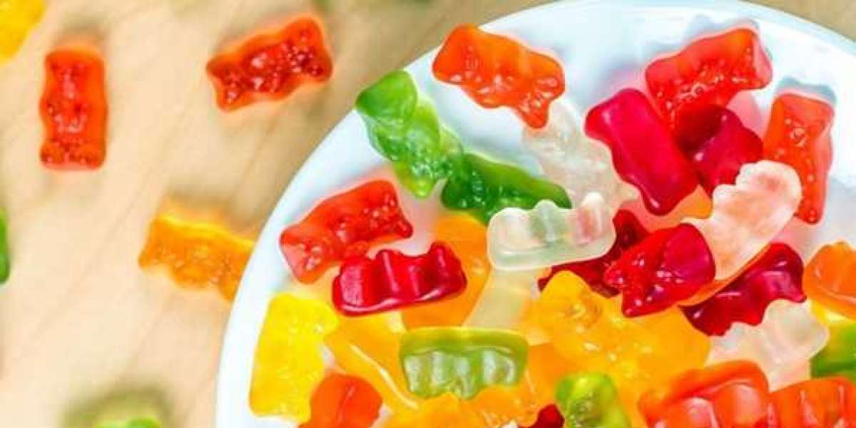 What ingredients are used to make Trisha Yearwood Weight Loss Gummies?