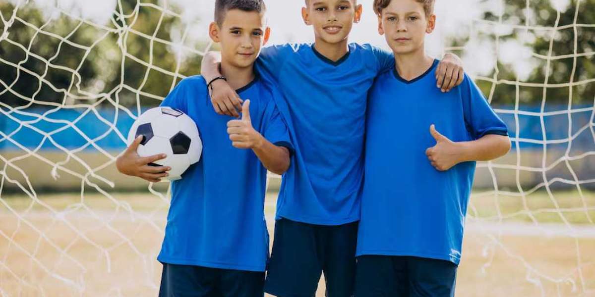 6 Ways to Improve Your Kid’s Core Football Skills