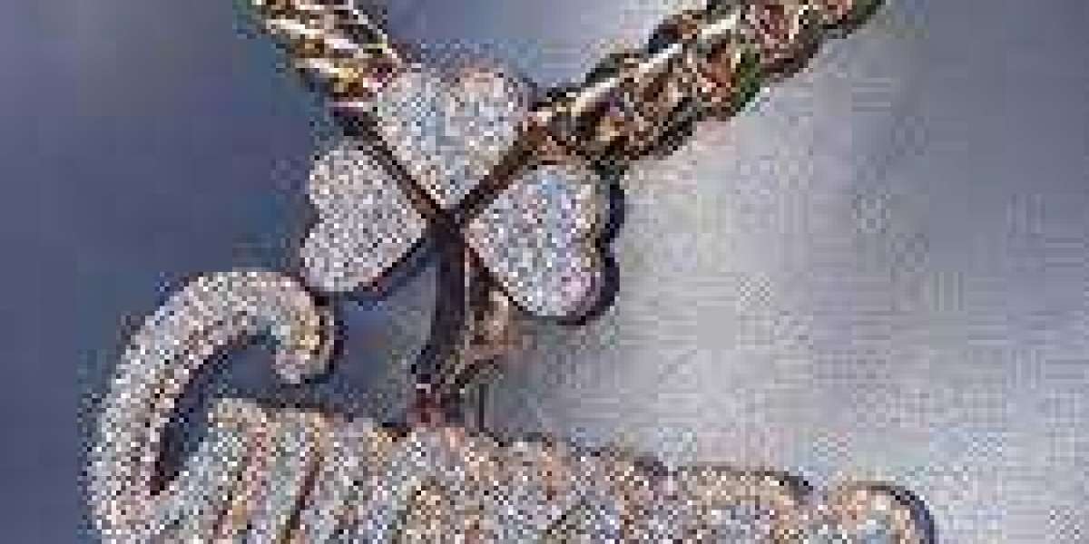 What The In-Crowd Won't Tell You About VVS Jewelry