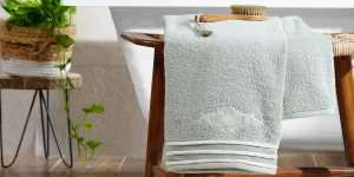Finding Your Bliss: The Art of Selecting the Ideal Bath Towel for Women