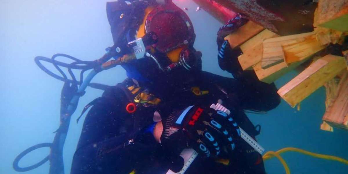 Various Applications of Commercial Diving Services