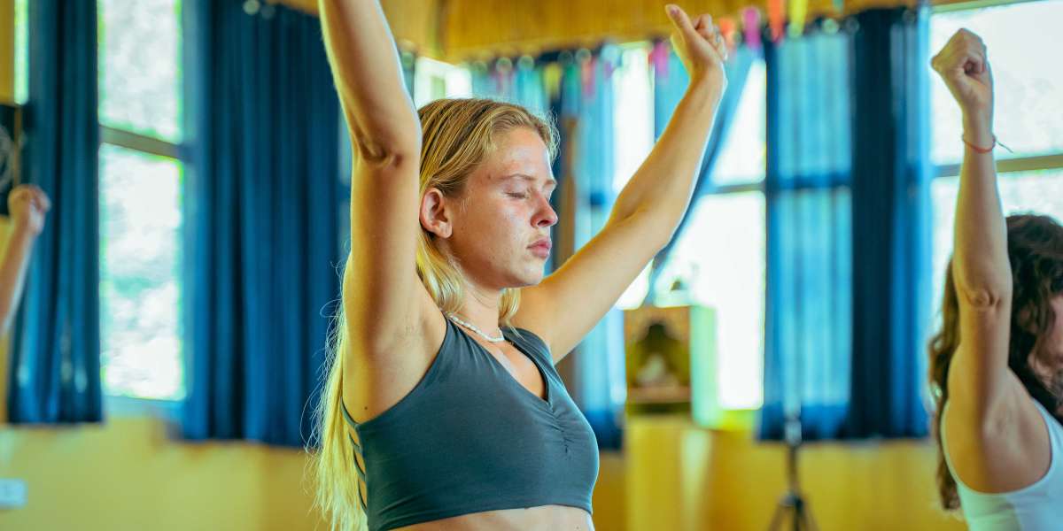 500 hour Yoga Teacher Training in Rishikesh
