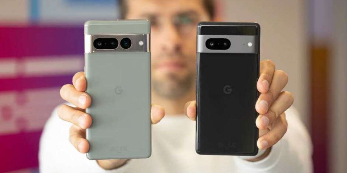 Google Offers a $900 Discount for Switching from iPhone to Pixel Fold