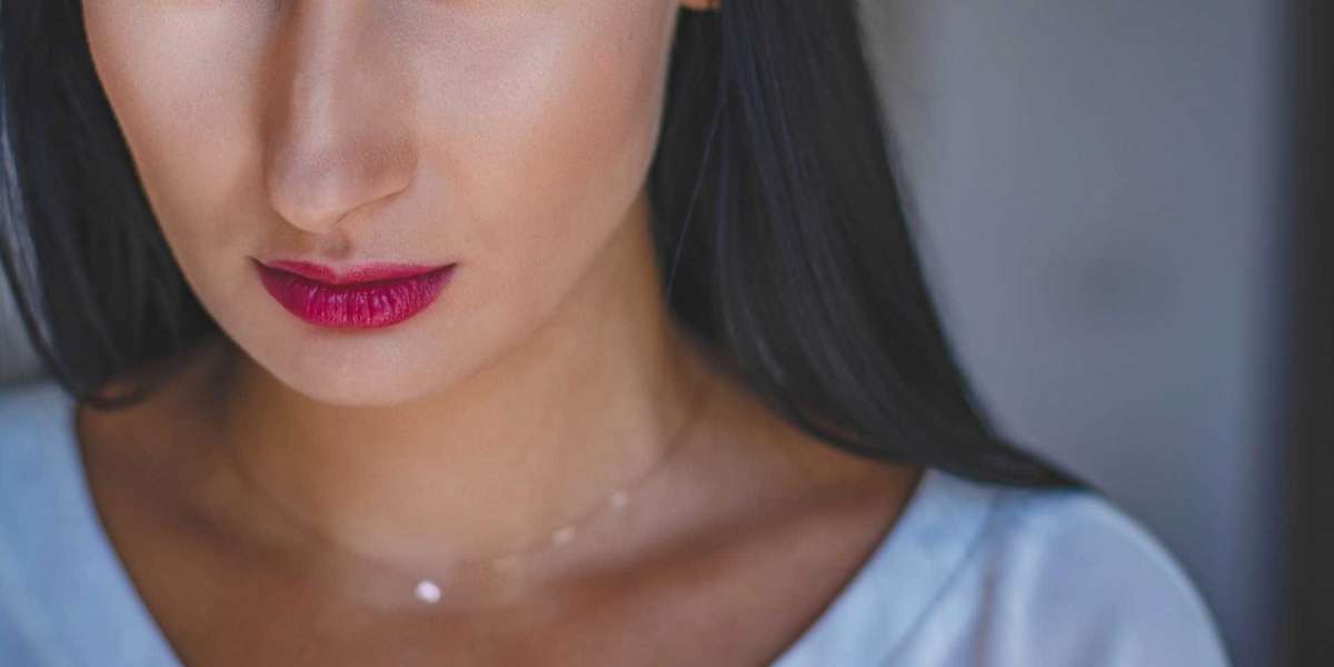 Morning Glow Rituals: Energizing Your Skin for the Day