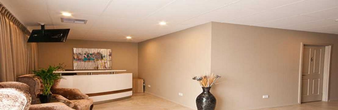 GEISHA MASSAGE STUDIO Cover Image